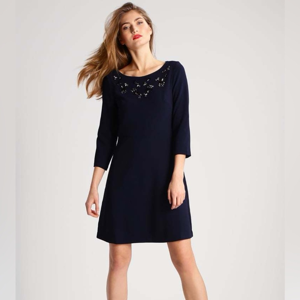 Like New Banana Republic Navy Blue Embellished Crepe Work Dress Size 0